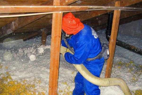 lösullsisolering vind